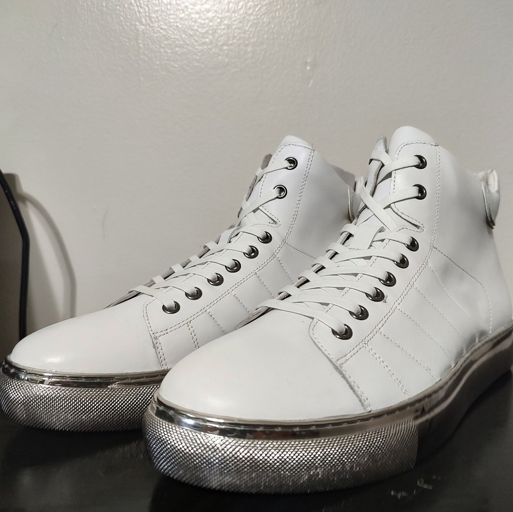 Badgley Mischka Hunter High-Top Sneaker Shoes In White Leather